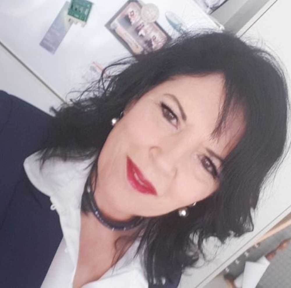 Meet your Posher, Paula